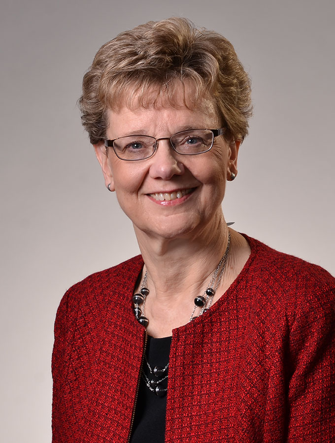 Linda Young portrait picture
