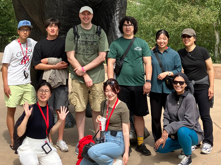 Jacob Petersen with Iwate students at Omaha Zoo