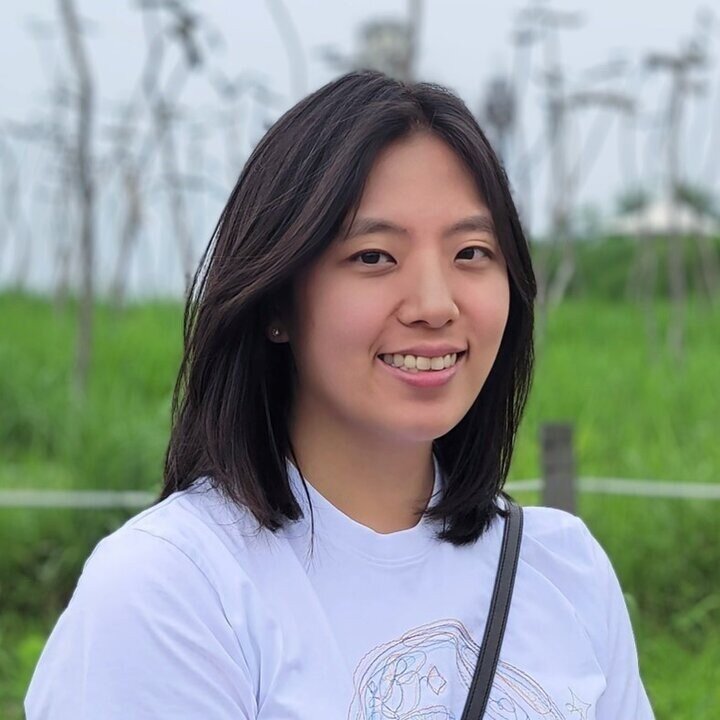 headshot of Janella Kang