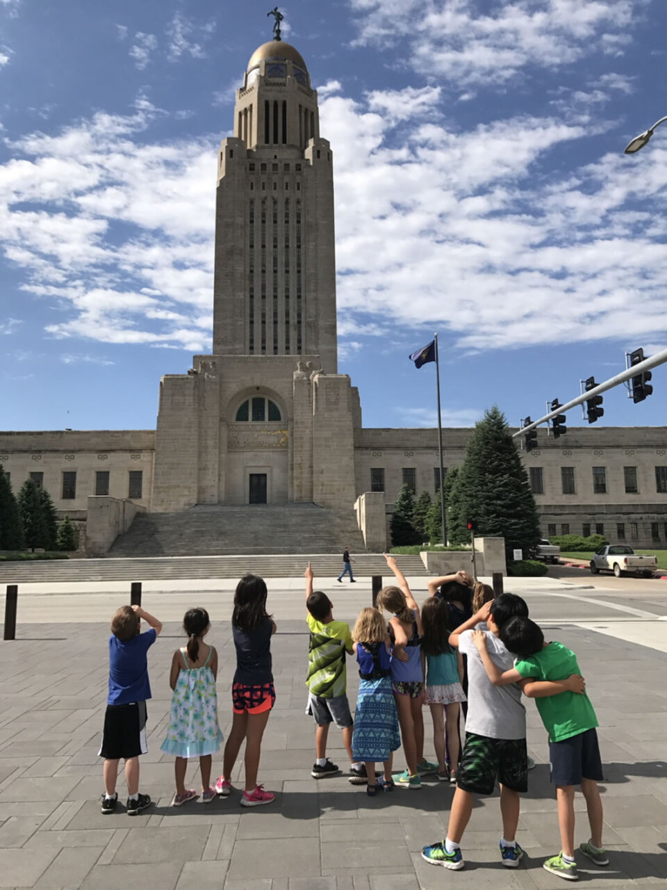 Children at Lincoln Capitol Building